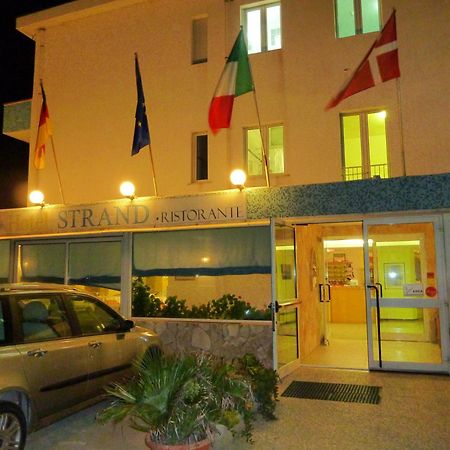 Hotel Strand Marina Di Montenero Bagian luar foto