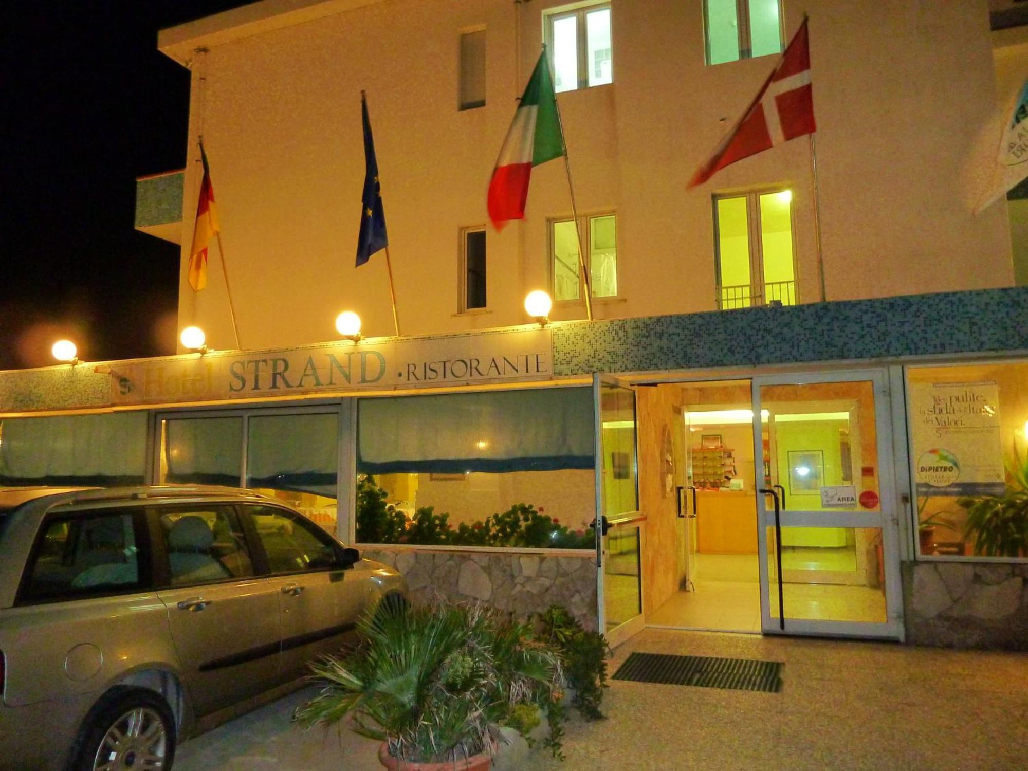 Hotel Strand Marina Di Montenero Bagian luar foto